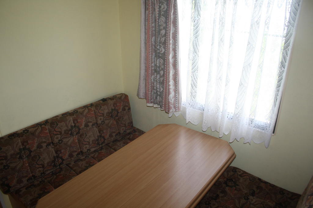 Guest House Kalnu Pupoli Šenheida Kamer foto