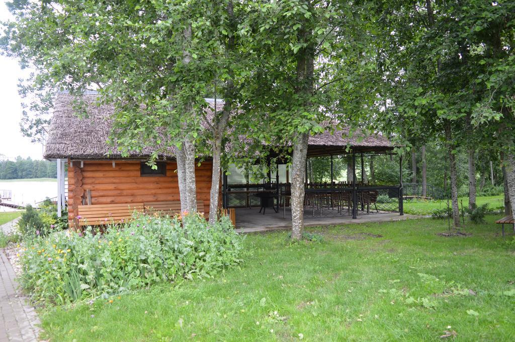 Guest House Kalnu Pupoli Šenheida Buitenkant foto